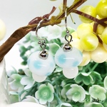 ガラスのキノコピアス＊イヤリング(白×水色)