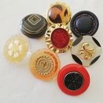 【62】. Colorful import vintage ボタン8pcs set