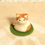 瑠璃の瞳のハチワレにゃんこ