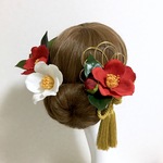 紅白椿３輪✳︎タッセル&水引付