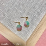 花ヒスイのひと粒ピアス