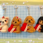 バレンタインに❤️ラブラブワンちゃんのキーホルダー❤️