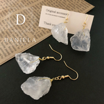 天然石✳︎クリスタルのラフロックピアス