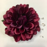 ダリアのコサージュ（ヘアクリップ）エンジ②  花直径 約11.5cm 一点もの