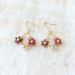 お花みっつピアス（イヤリング）★ブラウン