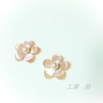 ☆新作☆春色♡さくらとピンクパールのプチピアス・イヤリング