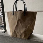 パラフィン帆布のトートバッグ  ベージュブラウン系
