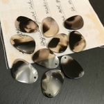 不規則 アクリルパーツ 1穴