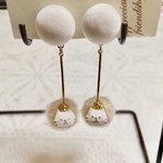 💛白猫のしっぽ💛フェイクファーイヤリング