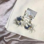 blue flower bouquet