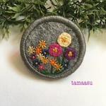 再販✴︎お花の刺繍ブローチ