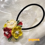 つまみ細工の花束ヘアゴム