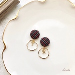 秋のチェックイニシャルピアス・イヤリング