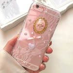 ゴールド×ベビーピンク かすみ草のiPhoneケース