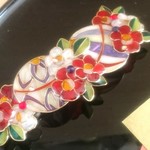 椿と手まりのバレッタ
