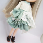 ミントグリーンの　水玉 フリル ワンピース　アウトフィット　お洋服
