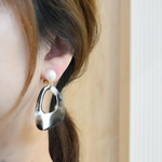 べっ甲風×パールホワイトピアス＆イヤリング(グレー)