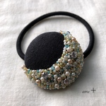 moonビーズ刺繍ヘアゴム  ブローチへ変更可能