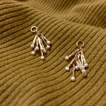 パールが咲いた小枝の花束