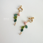 ●SALE 03 野花のイヤリング II（ピンク）