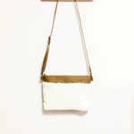 フワフワショルダーバッグ  キャメル×オフホワイト