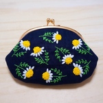 刺繍がま口ポーチ ✢︎ カモミール ✢︎ 大