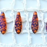 ボタニカルガーデンオレンジと紺　チェコビーズ４個