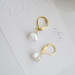 シンプルバロックパールフレンチフックピアス（サージカルステンレス）