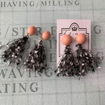 [ノンホールピアス]アクリルカボション×タッセル