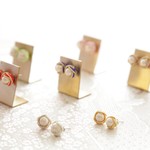【水引×コットンパール】梅咲くピアス　※アレルギー対応