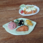 ミニチュアフード◆和食●チキン南蛮　焼き魚とお赤飯などのワンプレートランチ　２個セット♪