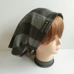 あったか起毛　グレー×ブラック・ブロックチェック　タック入りバブーシュカ三角巾