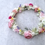 春の花畑のような花冠