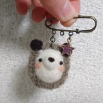 ハリネズミブローチ