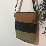 SALE❣️3色サコッシュバッグ