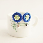 new♦お花刺繍のピアス　アオ