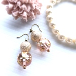 再販♬送料無料！春♬桜色桜柄ビーズ🌸✴︎✴︎ピアス⁑イヤリング✴︎