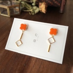 タイルとスクエアのピアス(オレンジ)