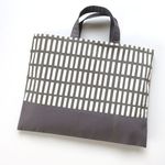 【Ｂ級品】レッスンバッグ【格子 グレー】通園バッグ 通学バッグ 手提げ袋 絵本バッグ お稽古バッグ バック 入園グッズ 入学グッズ 北欧風