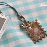 送料無料☆オカメインコちゃんのイヤホンジャックストラップ・切手型C
