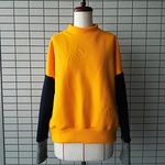 明るいイエローふんわり楽チントレーナー