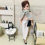リカちゃん服❤︎ベージュピンク袖ギャザートップス＆白テーパードパンツ＆グレーマフラーset