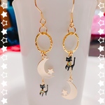 ゆらゆらネコピアス