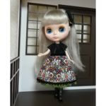 22cmドール服　リバティ生地使用ワンピース　ウィリアムモリス　モリス・フラッター　リカちゃん　ブライスに