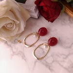 メタルと淡水パールピアス/dark red/サージカルステンレス/送料無料