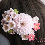 桜　髪飾り　つまみ細工　髪飾り　桜　小花のコームと万寿菊小花のセット　成人式　結婚式　卒業式　七五三