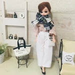リカちゃん服❤︎ベージュピンクトップス＆白ワイドパンツ＆チェック柄マフラーset