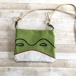 カエル顔のポシェット＊グリーン＊きのこ