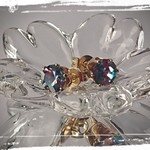 アイリスガラスのスタッドピアス