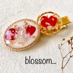 white heart hair clip